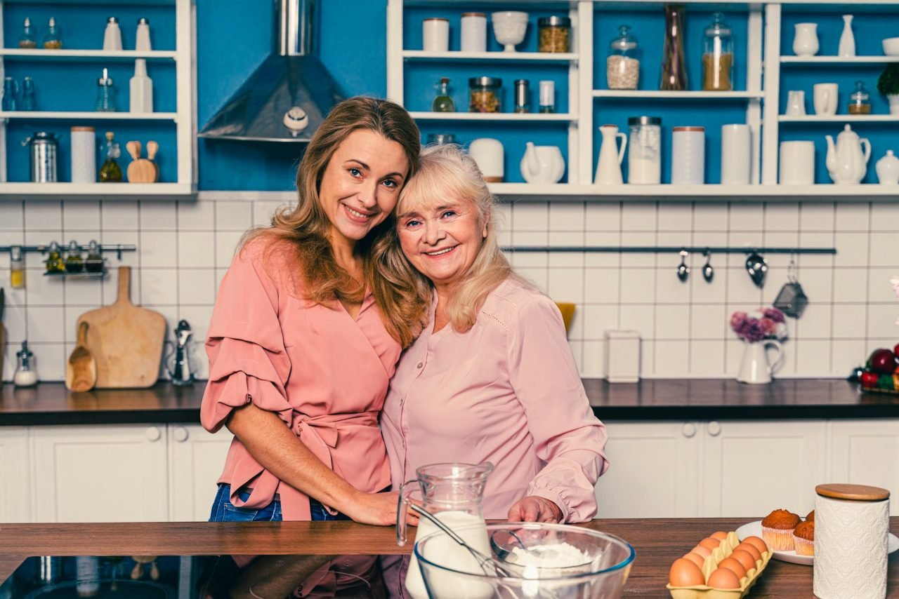 Senior day care services in Florida offering companionship, wellness programs, and personal care.